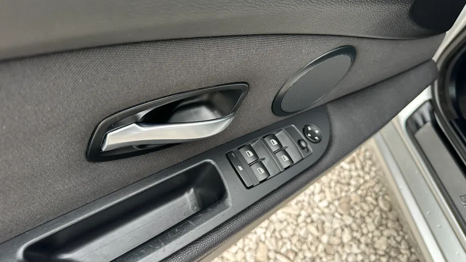 BMW Seria 5 523i