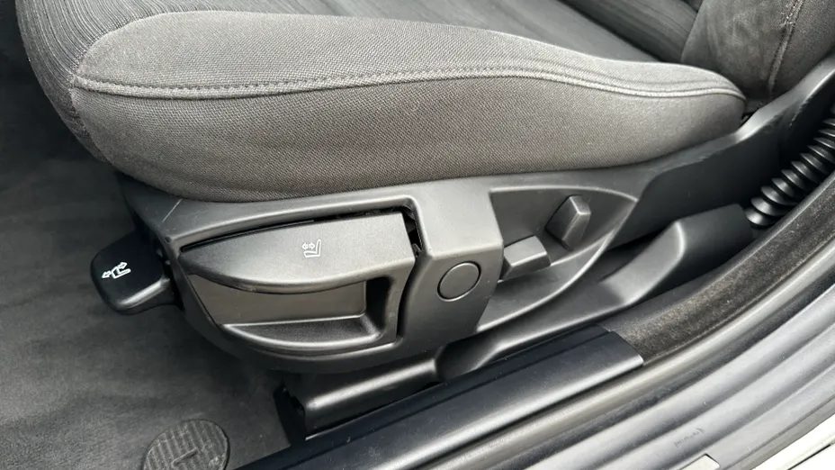 BMW Seria 5 523i
