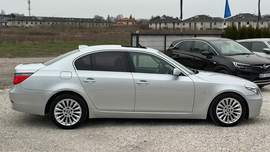 BMW Seria 5 523i