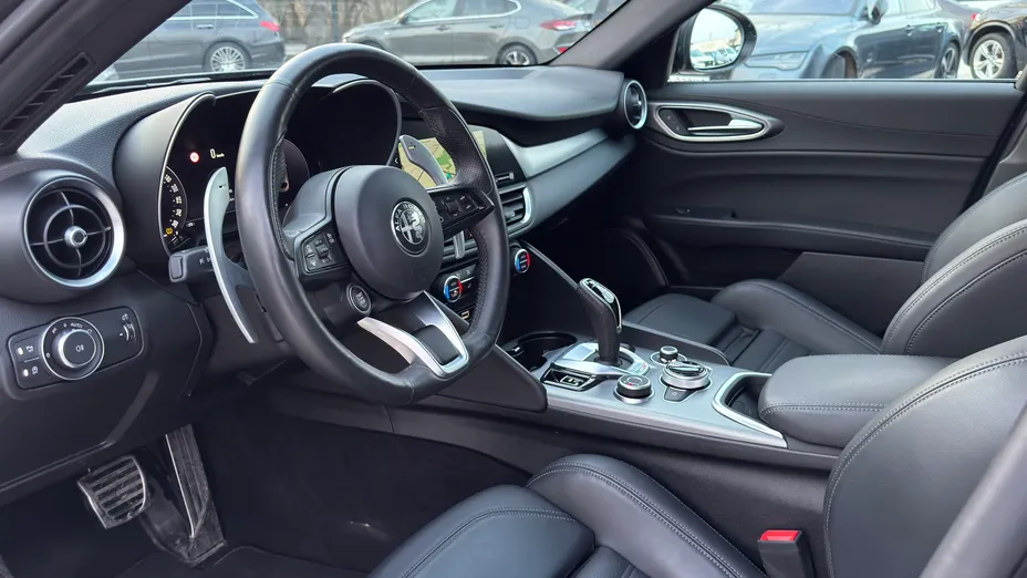 ALFA ROMEO Giulia Giulia 2.0 Turbo Veloce Q4 aut