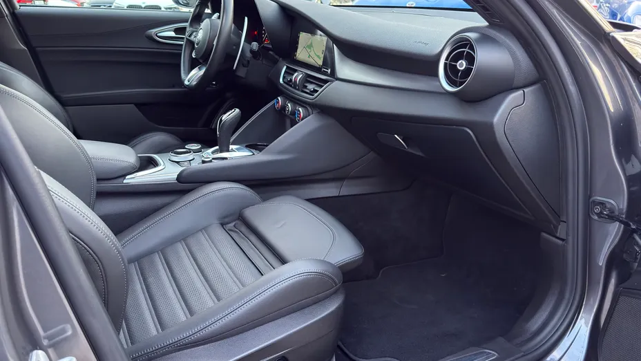 ALFA ROMEO Giulia Giulia 2.0 Turbo Veloce Q4 aut