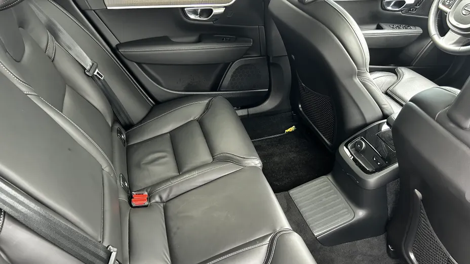 VOLVO V90 V90 T8 AWD Plug-In Hybrid Ultra Bright aut