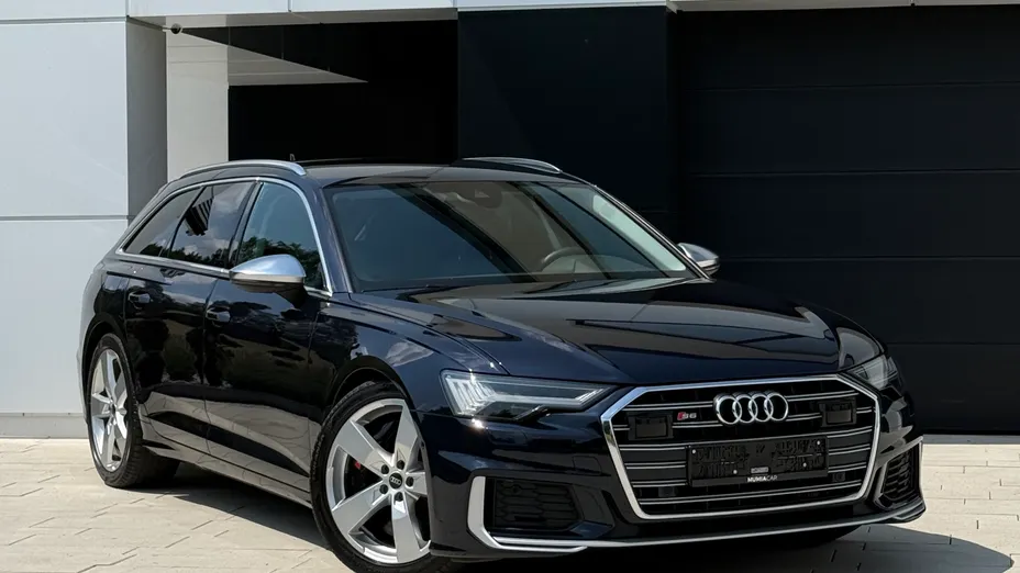AUDI S6 Avant -