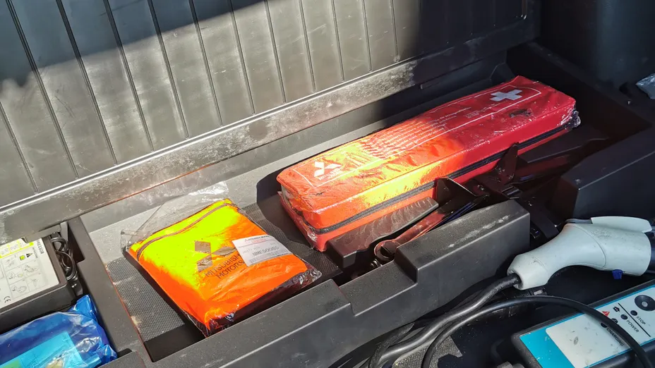 MITSUBISHI Outlander Outlander 2.0 Intense Comfort 4WD CVT