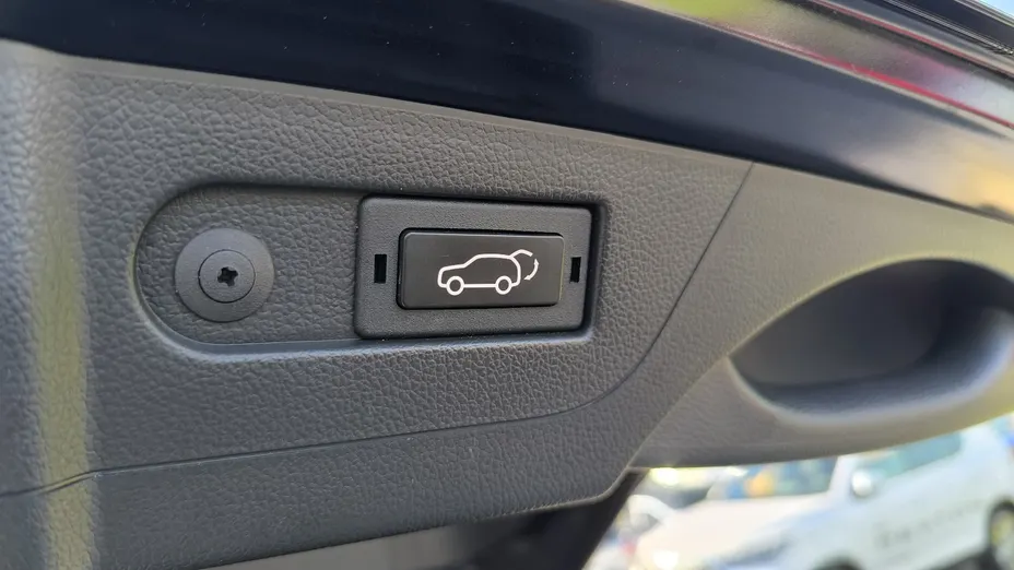 SSANGYONG Rexton Rexton 2.2 D Sapphire 4WD aut