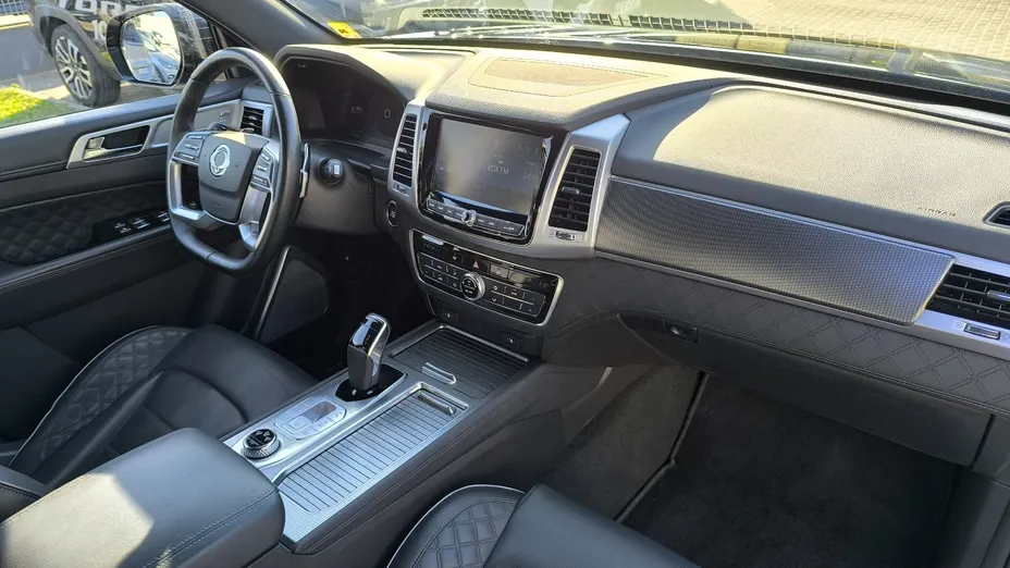 SSANGYONG Rexton Rexton 2.2 D Sapphire 4WD aut