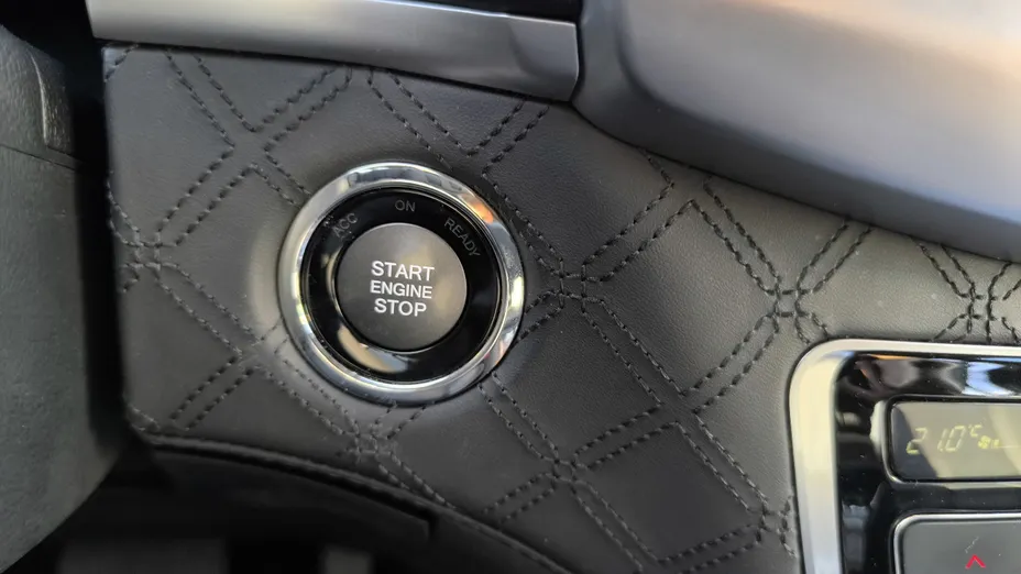 SSANGYONG Rexton Rexton 2.2 D Sapphire 4WD aut