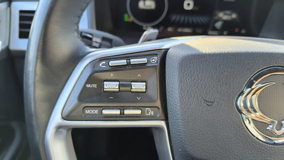 SSANGYONG Rexton Rexton 2.2 D Sapphire 4WD aut