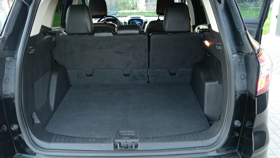 FORD Escape Escape 2.0 EcoBoost AWD Titanium