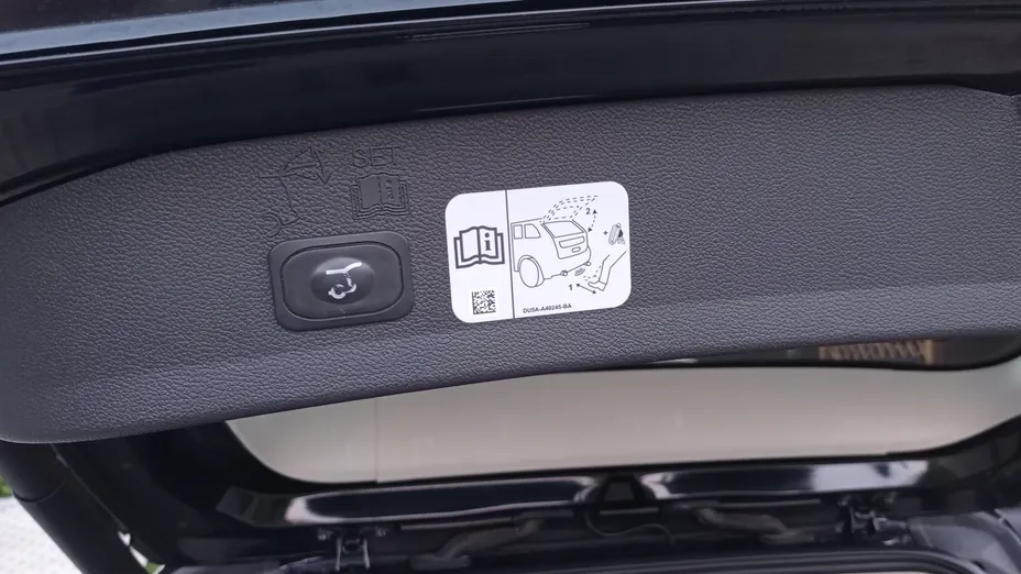 FORD Escape Escape 2.0 EcoBoost AWD Titanium