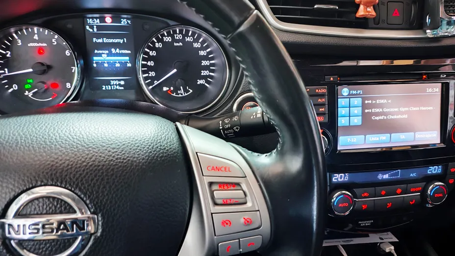 NISSAN Qashqai Qashqai 1.2 DIG-T Tekna EU6