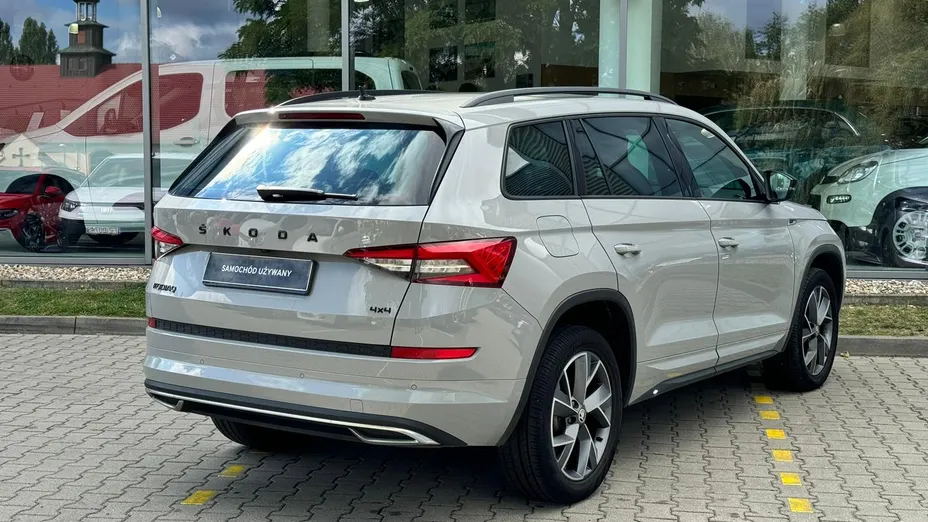 SKODA Kodiaq Kodiaq 2.0 TDI 4x2 Sportline DSG