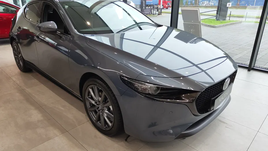 MAZDA 3 3 2.0 mHEV Homura Nowy