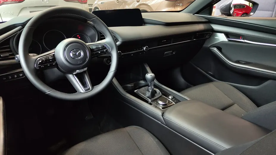 MAZDA 3 3 2.0 mHEV Homura Nowy