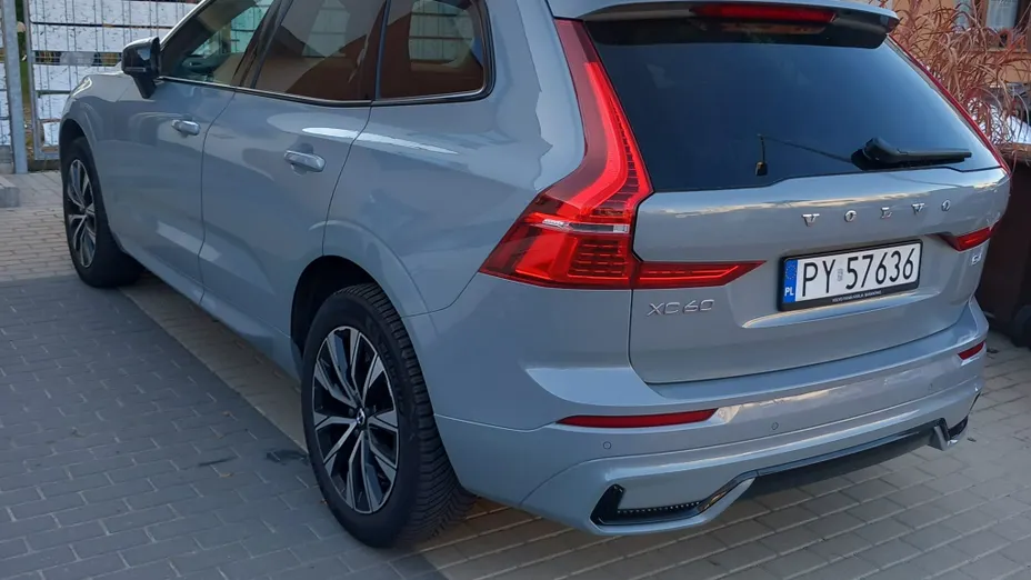 VOLVO XC60 XC60 B4 B Plus Dark aut