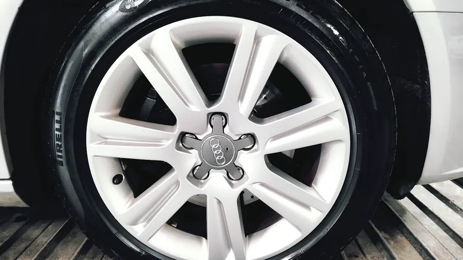 AUDI A4 Avant -