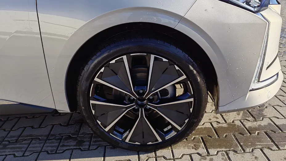 DS DS4 DS 4 1.6 E-Tense Étoile Alcantara aut Nowy