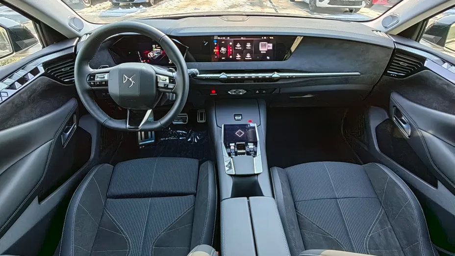 DS DS4 DS 4 1.6 E-Tense Étoile Alcantara aut Nowy