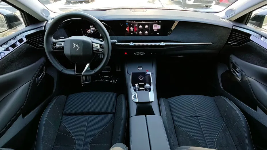 DS DS4 DS 4 1.6 E-Tense Étoile Alcantara aut Nowy