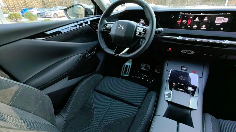 DS DS4 DS 4 1.6 E-Tense Étoile Alcantara aut Nowy
