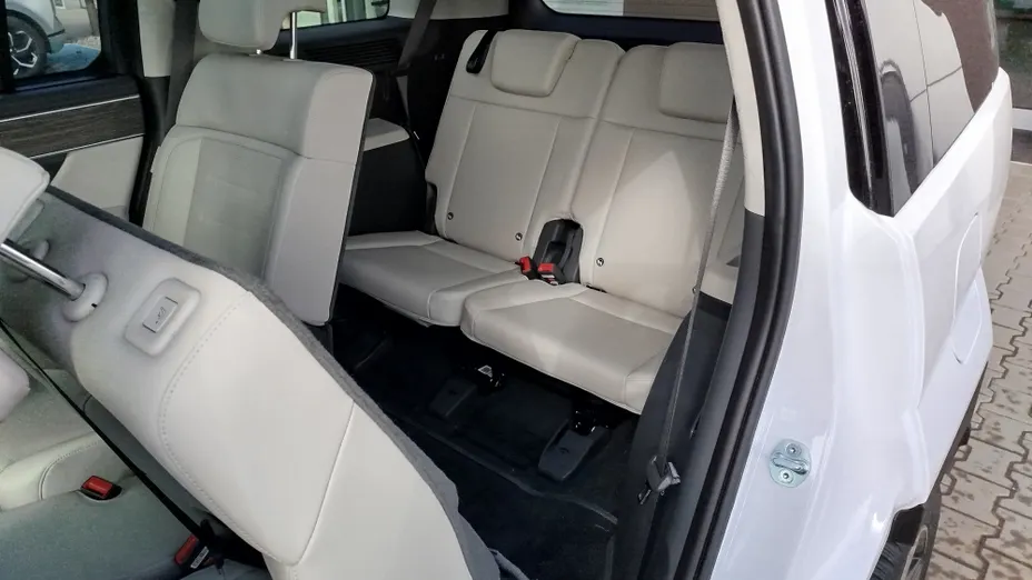 HYUNDAI Santa Fe Santa Fe 1.6 T-GDI PHEV Platinum 4WD aut