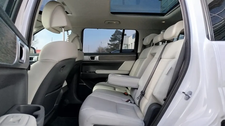 HYUNDAI Santa Fe Santa Fe 1.6 T-GDI PHEV Platinum 4WD aut