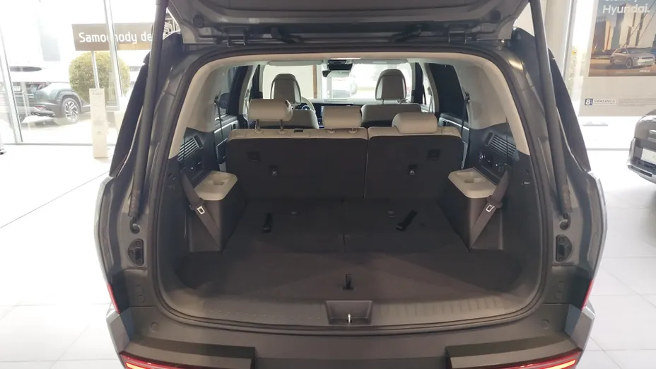 HYUNDAI Santa Fe Santa Fe 1.6 T-GDI HEV Platinum 4WD aut 7os. Nowy