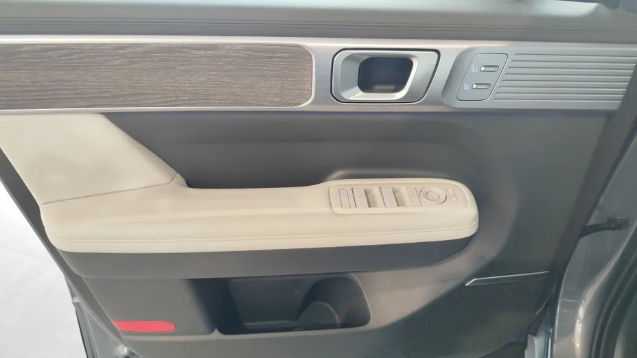 HYUNDAI Santa Fe Santa Fe 1.6 T-GDI HEV Platinum 4WD aut 7os. Nowy