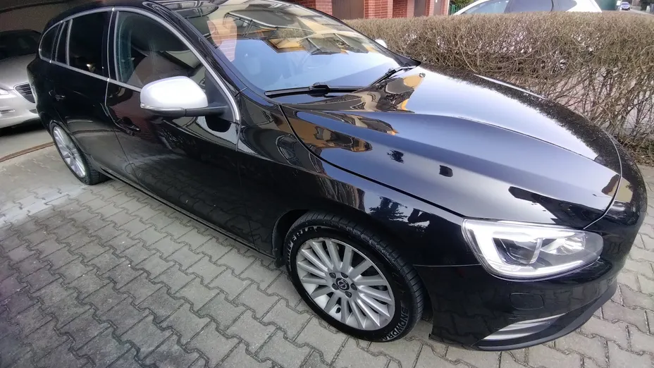 VOLVO V60 V60 B4 D R-Design aut
