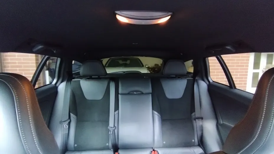 VOLVO V60 V60 B4 D R-Design aut