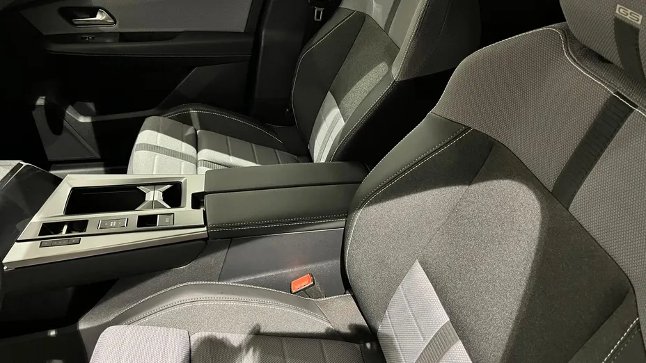 OPEL Grandland X Grandland 1.2 T mHEV GS S&S eDTC6 Nowy