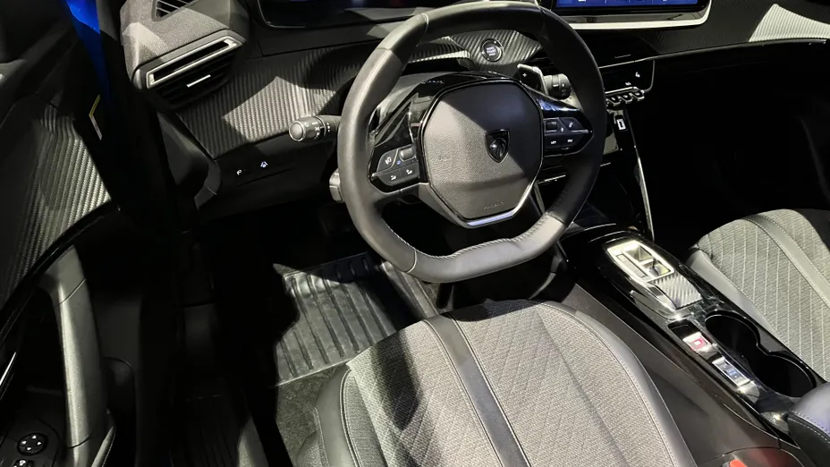 PEUGEOT 2008 2008 1.2 PureTech Allure S&S EAT8