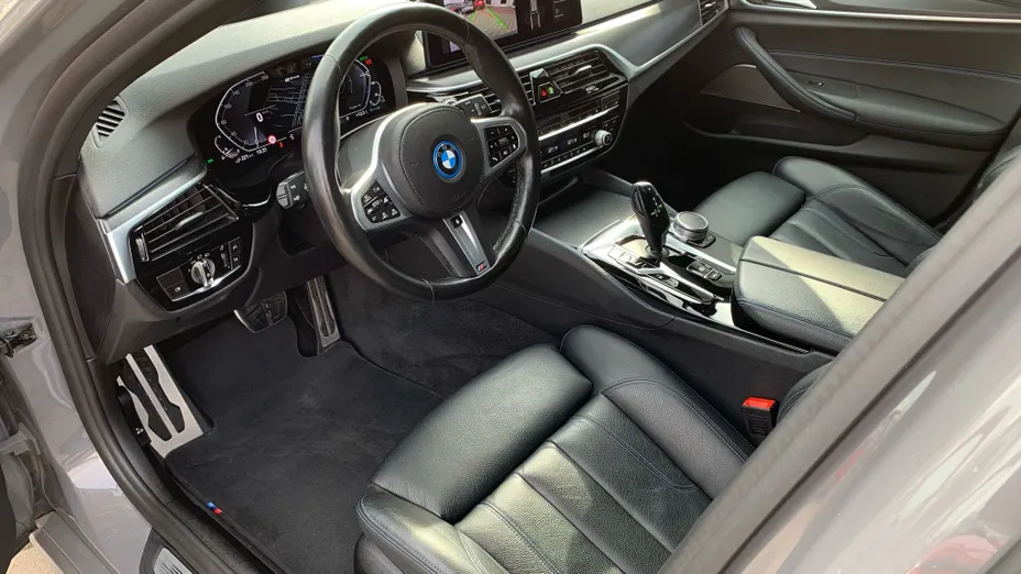 BMW Seria 5 530e M Sport sport-aut