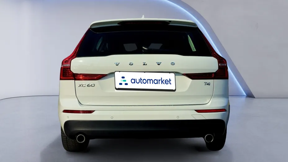 VOLVO XC60 XC60 T4 Momentum Pro aut