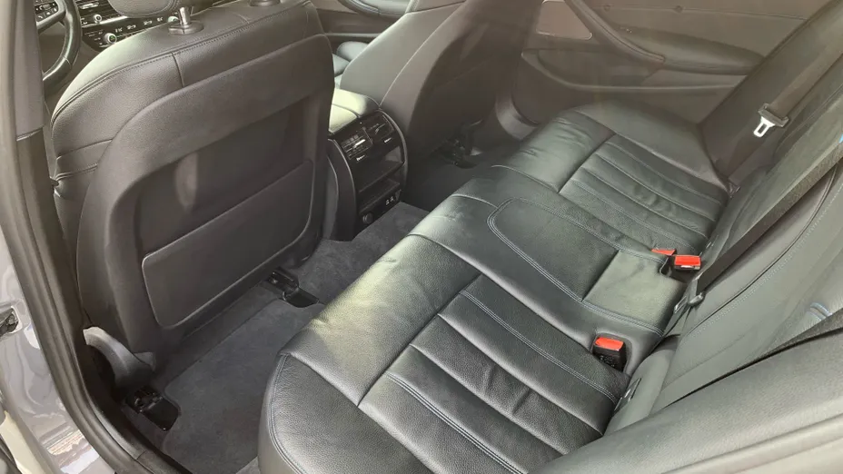 BMW Seria 5 530e M Sport sport-aut