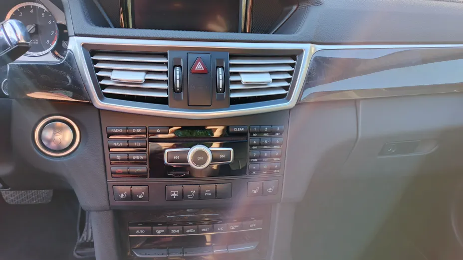 MERCEDES-BENZ E Klasa E 500 4-Matic BlueEff. Elegance