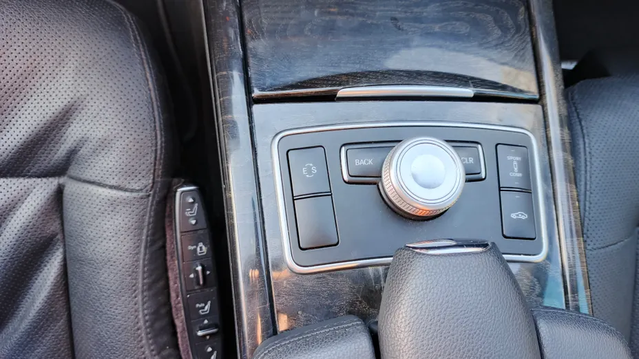 MERCEDES-BENZ E Klasa E 500 4-Matic BlueEff. Elegance