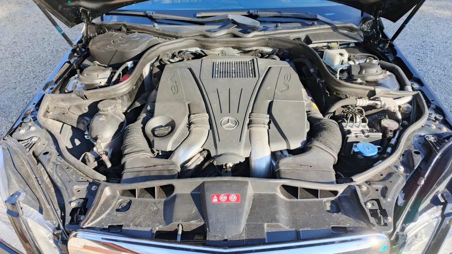 MERCEDES-BENZ E Klasa E 500 4-Matic BlueEff. Elegance