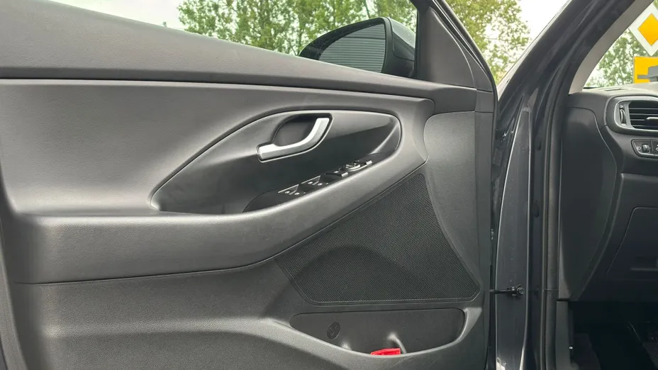 HYUNDAI i30 i30 1.0 T-GDI Modern