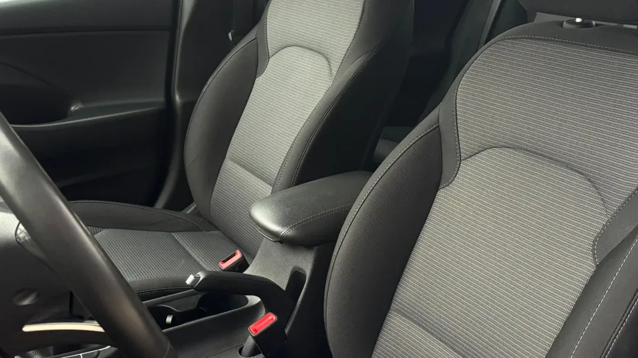 HYUNDAI i30 i30 1.0 T-GDI Modern