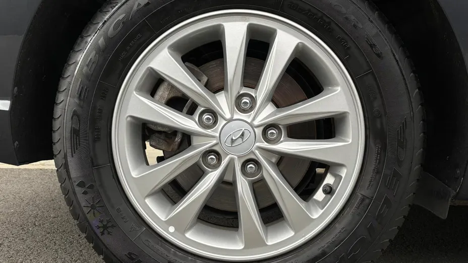 HYUNDAI i30 i30 1.0 T-GDI Modern