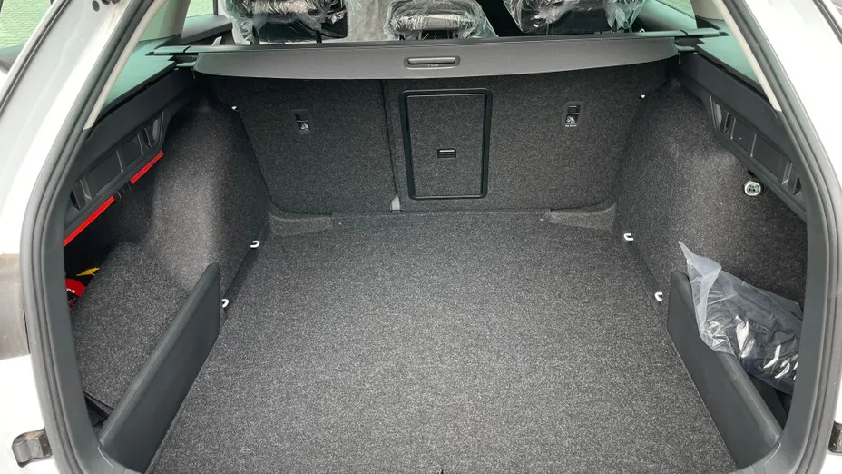 SKODA Octavia Octavia 1.5 TSI Edition 130 Selection Nowy