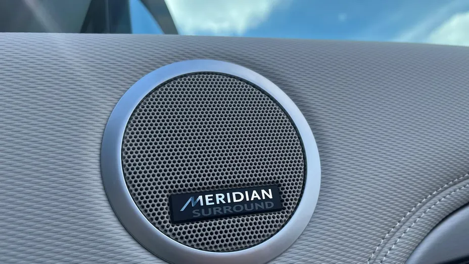 LAND ROVER Discovery Discovery V 3.0 D250 mHEV Dynamic SE