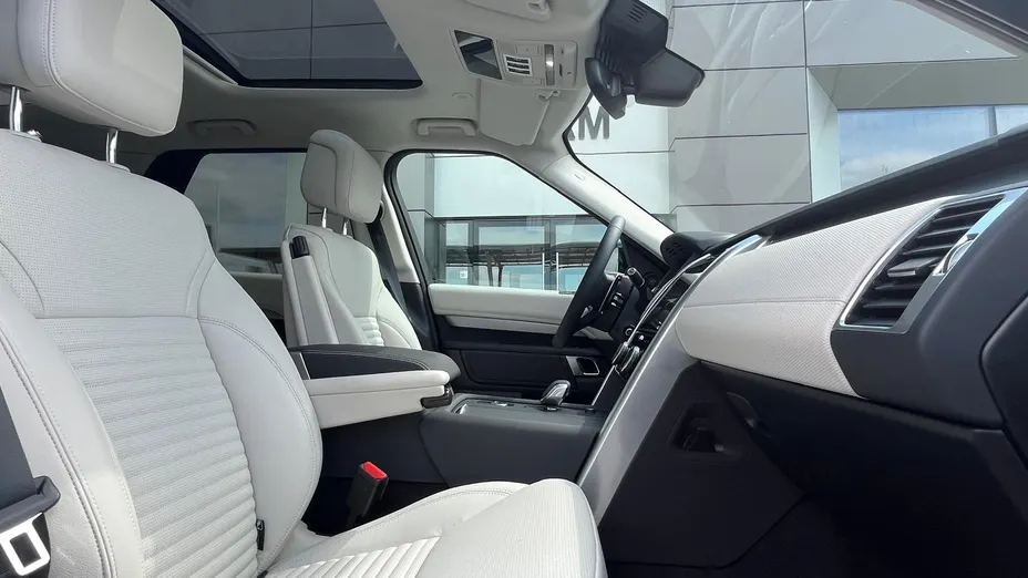 LAND ROVER Discovery Discovery V 3.0 D250 mHEV Dynamic SE