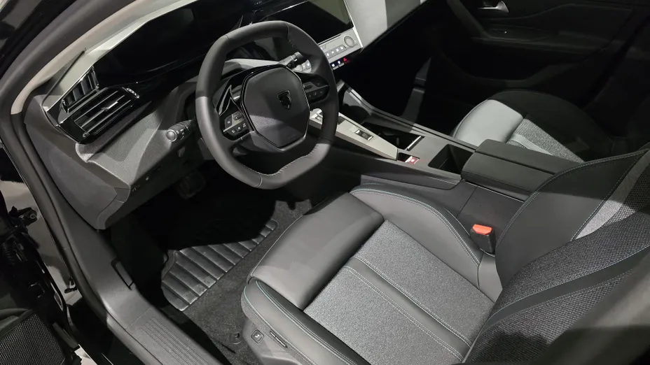 PEUGEOT 408 408 1.2 PureTech mHEV Allure S&S e-DSC6 Nowy