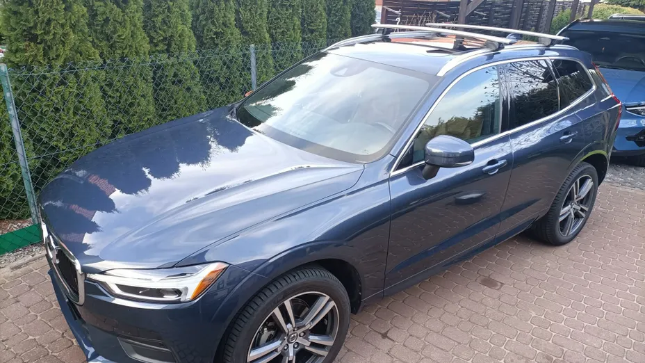 VOLVO XC60 XC60 T5 AWD Momentum