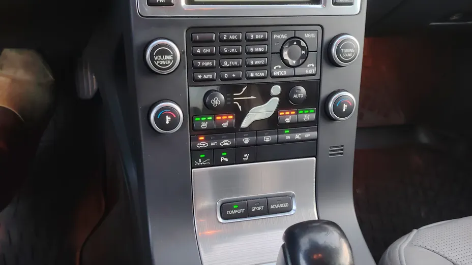 VOLVO S80 S80 3.2 Summum