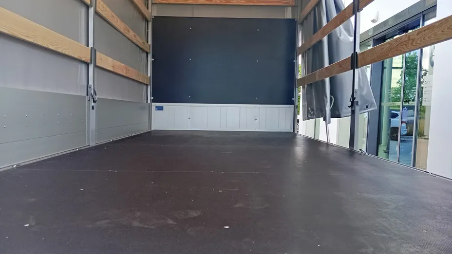 VOLKSWAGEN Crafter Crafter 35 BiTDI (18,4m3) Nowy