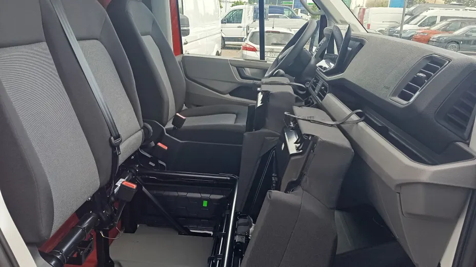 VOLKSWAGEN Crafter Crafter 35 BiTDI (18,4m3) Nowy