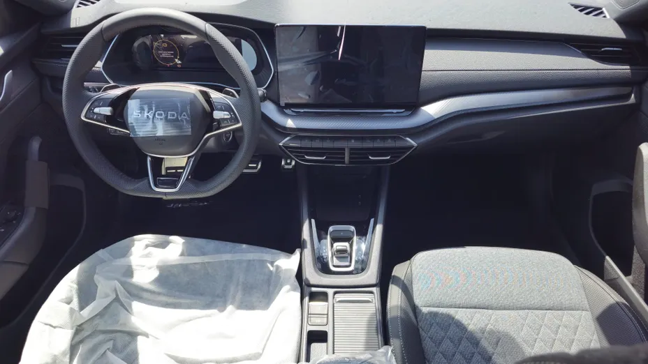 SKODA Octavia Octavia 2.0 TDI Sportline DSG Nowy